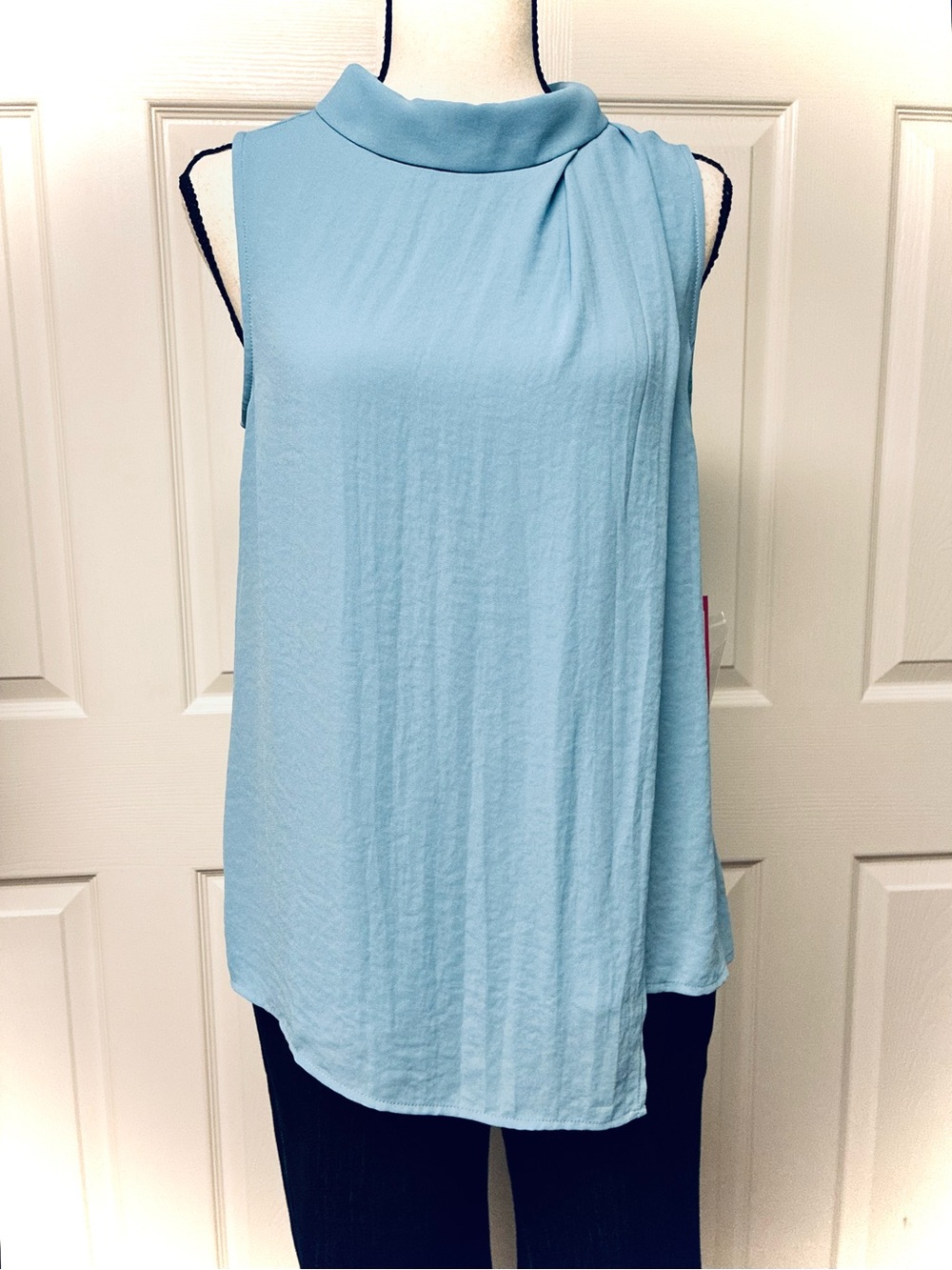 NWT Vince Camuto Rumple Georgette Blouse Top, Glacier Blue, XS